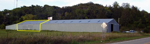 building photo, center
